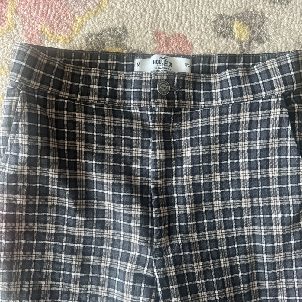 Hollister Checkered Button-Up Shirt